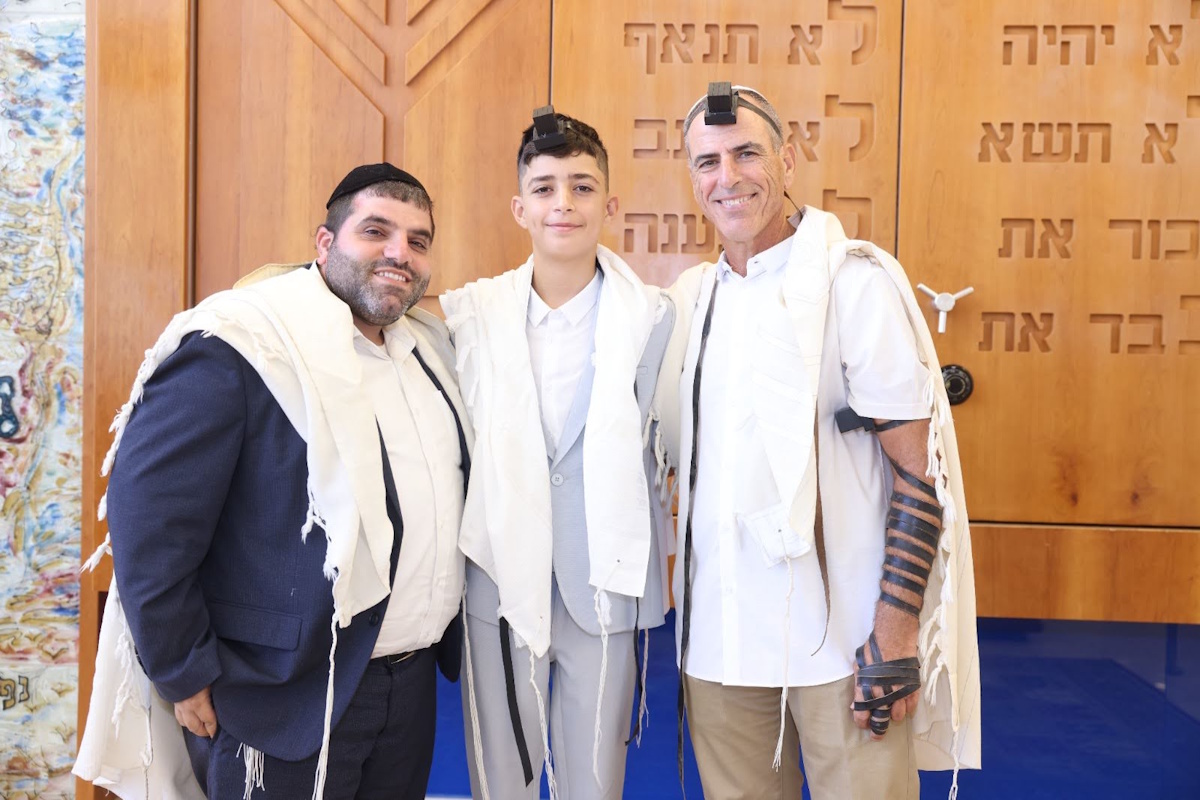 שמחה בבית הכנסת